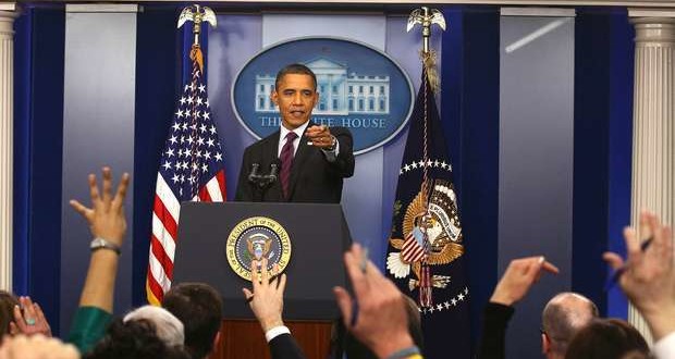 Obama atendiendo a medios de comunicación en la Casa Blanca. Tomada de Zoom News.