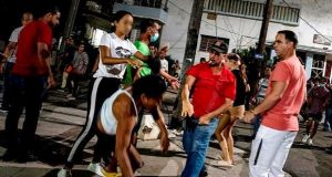Cuba, protestas en los barrios