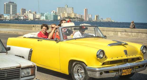 Prohibido ser rico en Cuba