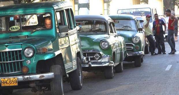 http://www.desdelahabana.net/wp-content/uploads/2017/08/Taxis-privados-en-La-Habana-_ALg-620x330.jpg