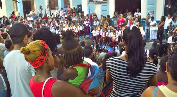 Curso escolar en Cuba: menos maestros y máss gastos familiares