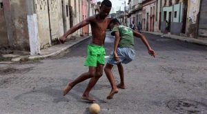 Mundial de Fútbol vs penurias en Cuba