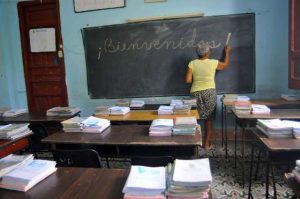 Cuba: carencias materiales marcan el curso escolar