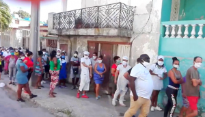 La Habana con tres C: carencias colas y coronavirus