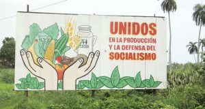 Del absurdo socialismo cubano