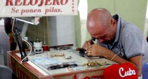 Negocios privados intentan sobrevivir en Cuba