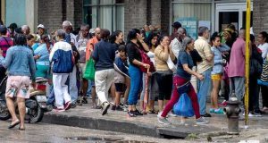 Los cubanos y el 'paquetazo económico'